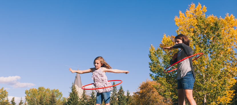 Kids with Hoola-hoops